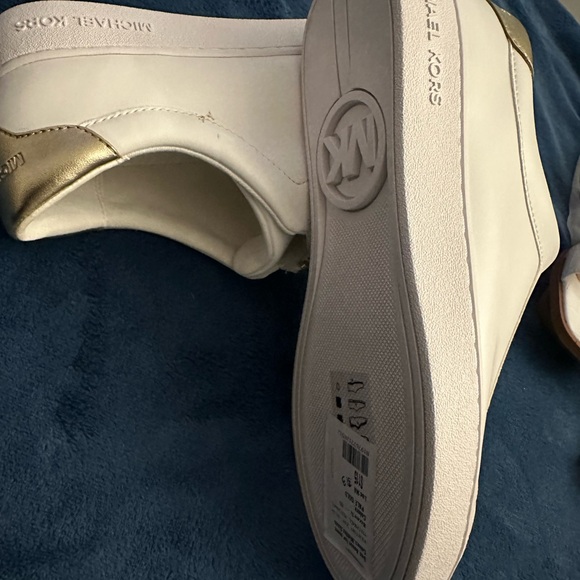 Michaels Kors Women's Keaton Zip Slip-On Sneakers authentic/new/no box - Picture 14 of 14